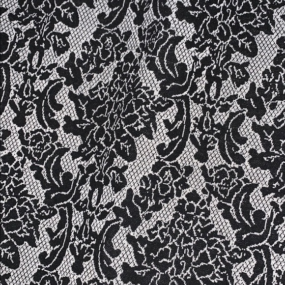 Pencil skirt - Picture 2 of 2